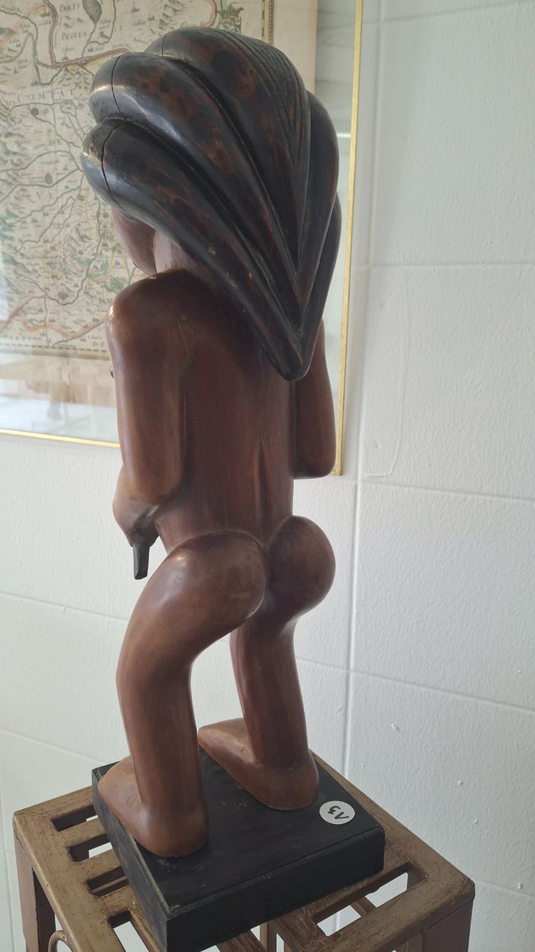 Statua di Chokwe dal Congo. ARTE PRIMARIA