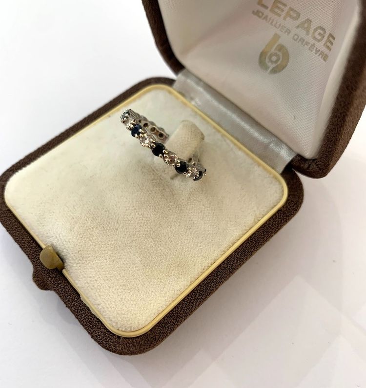 Amerikanischer Ehering aus Diamanten und Saphiren