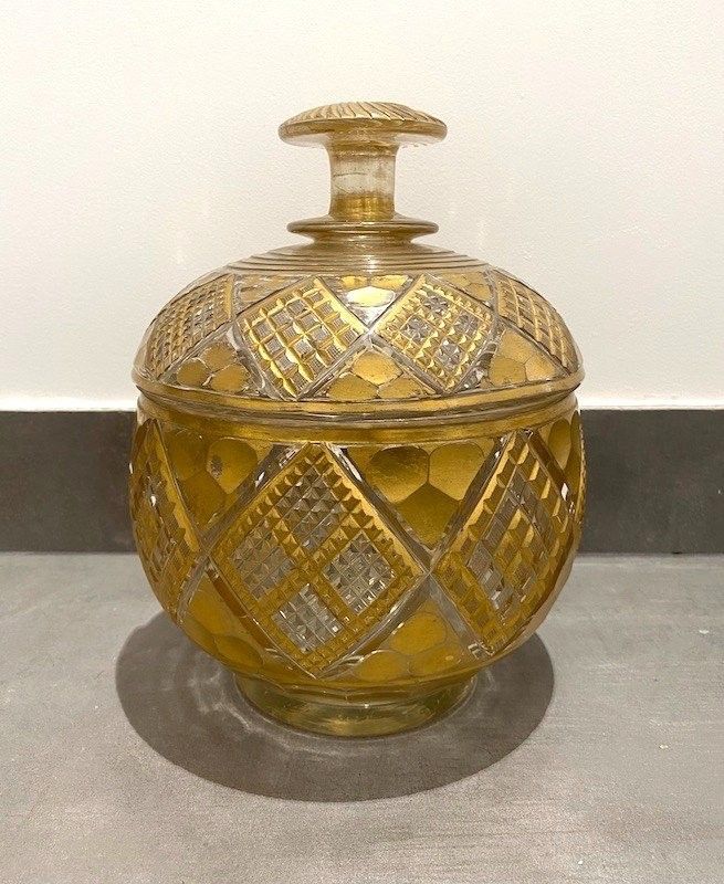 Crystal punch bowl and lid