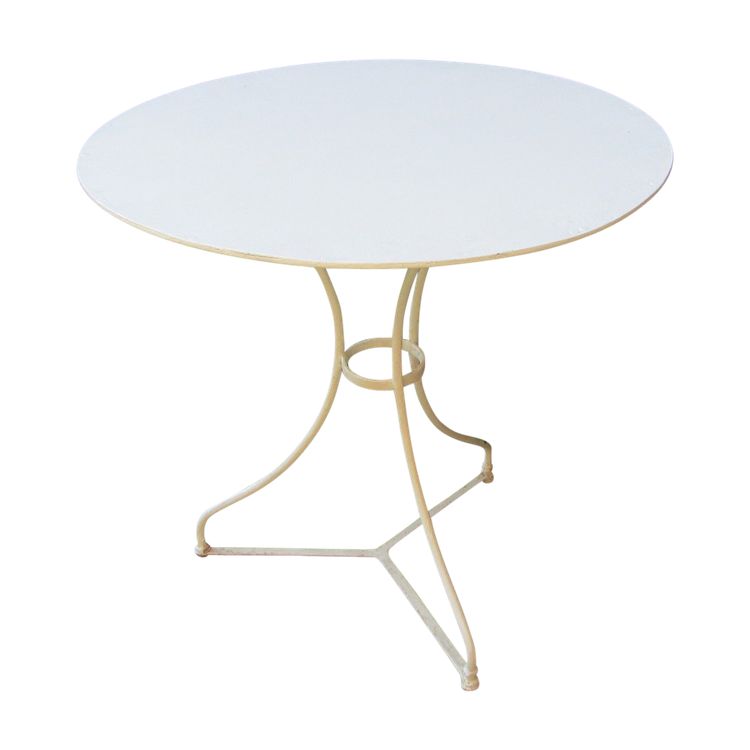 Garden pedestal table