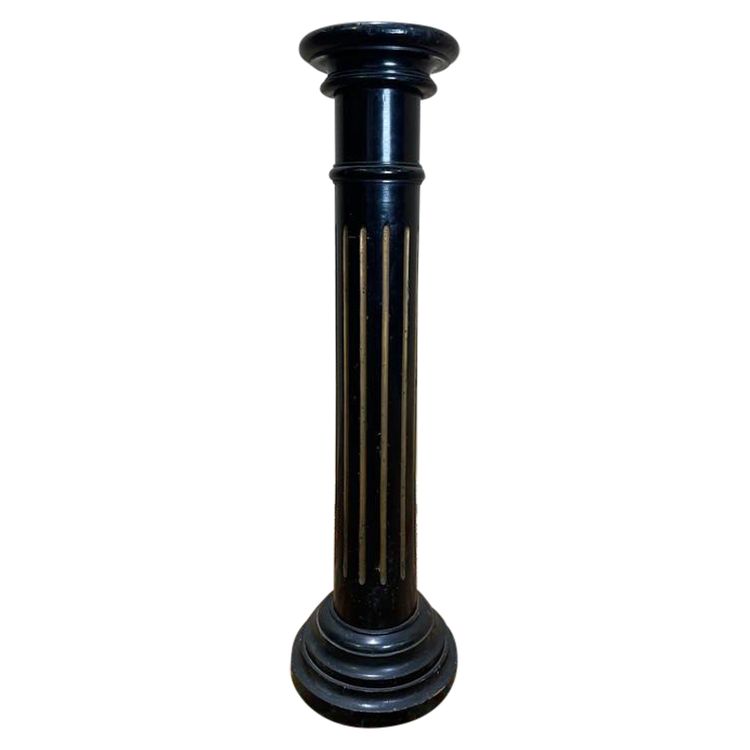 Column - blackened wood seal Napoleon III