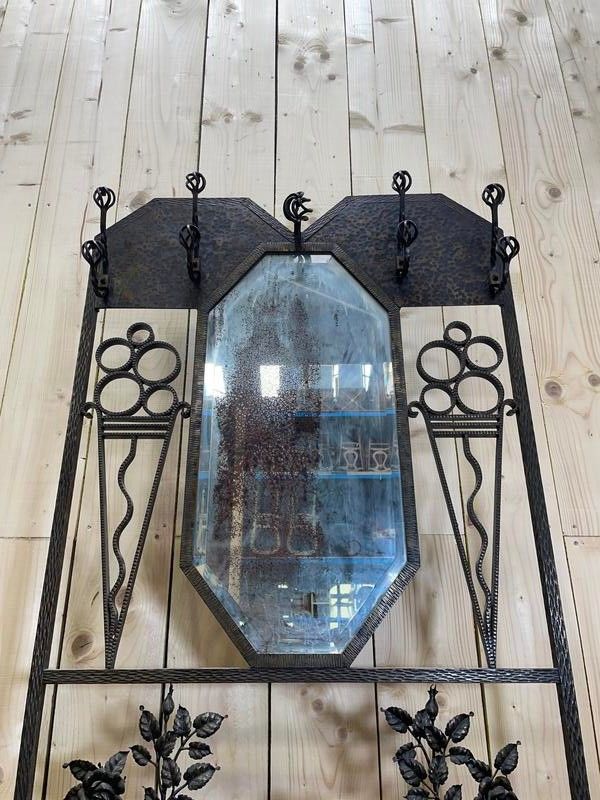PACEMANTEAU - Art Nouveau cloakroom in hammered iron