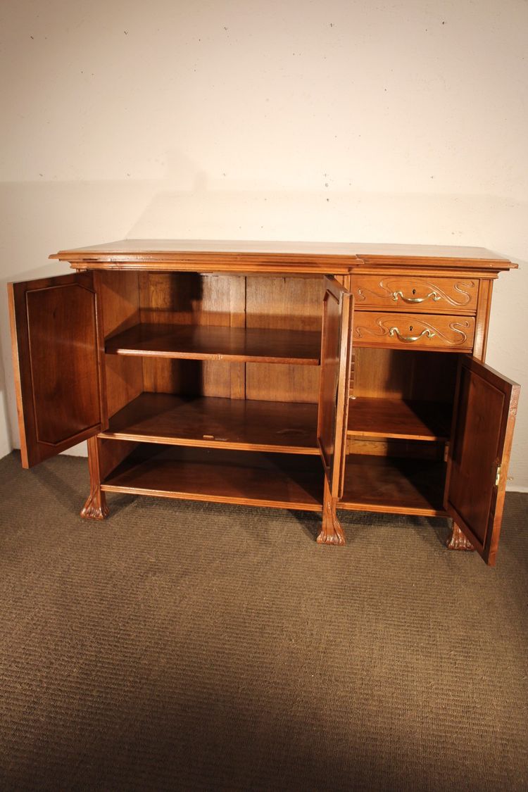  Credenza in stile liberty