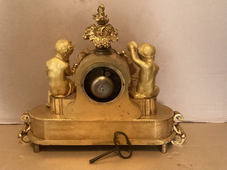 Louis XVI bronze clock