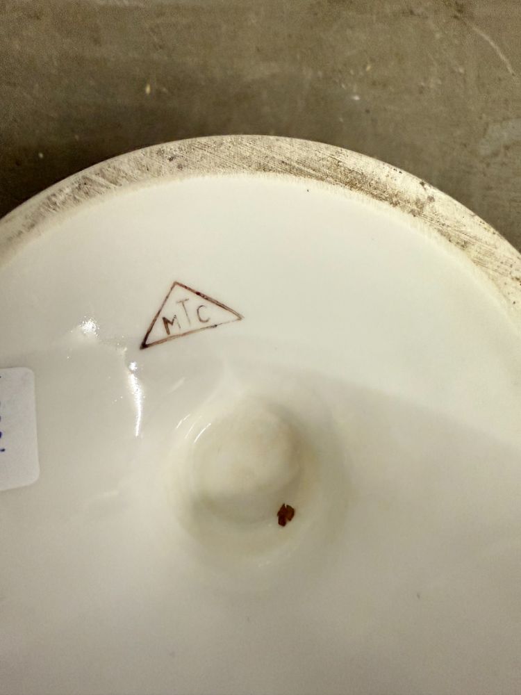 Coppia di vasi in maiolica dipinta metà '900 manifattura Firenze MTC h 24cm