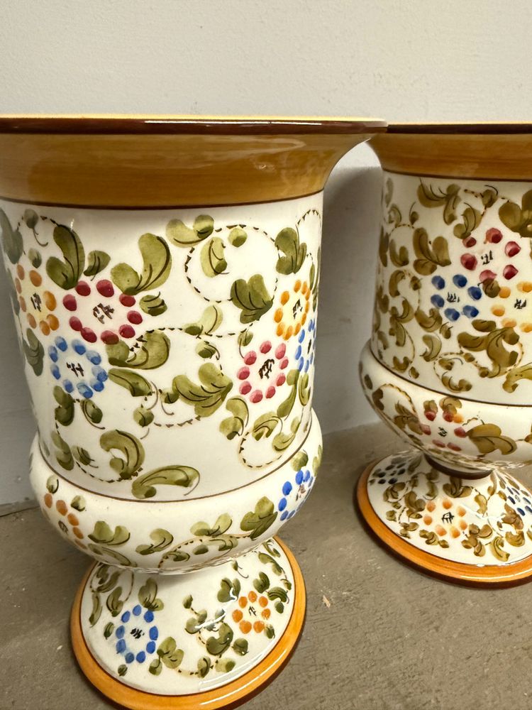 Coppia di vasi in maiolica dipinta metà '900 manifattura Firenze MTC h 24cm