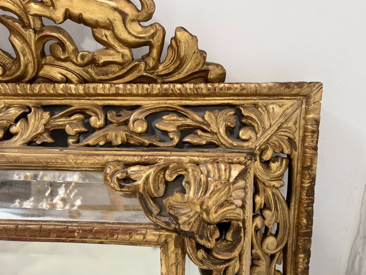 Miroir a pare closes de style Louis XIV en bois et stuc doré XIX siècle