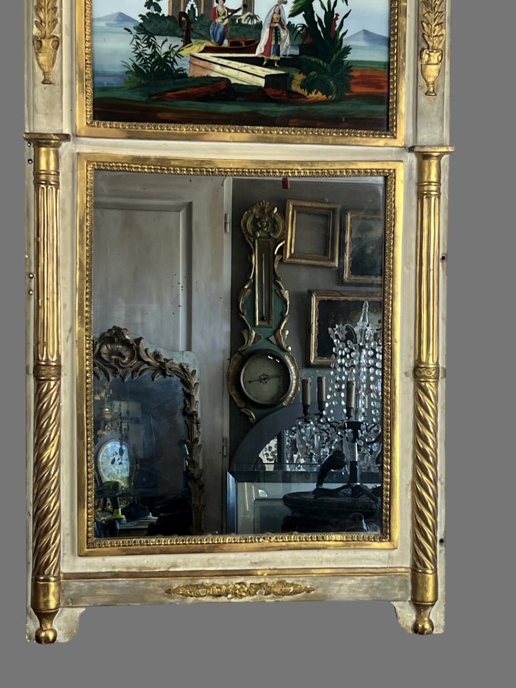 Antike Trume aus dem 19. Jahrhundert mit romantischer Szene unter Glas