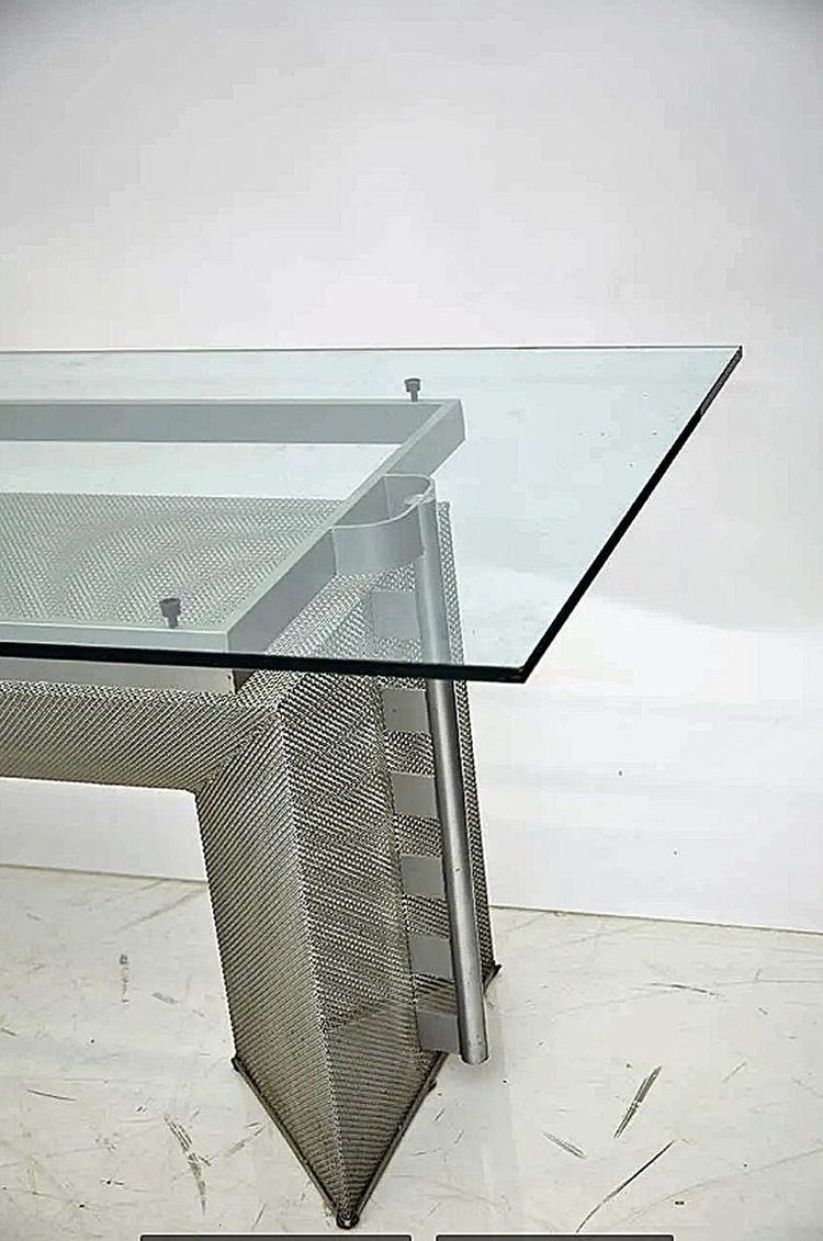 Mario Botta, Grand Bureau ou table modele "Tesi"  En Acier Et Verre Circa 1980
