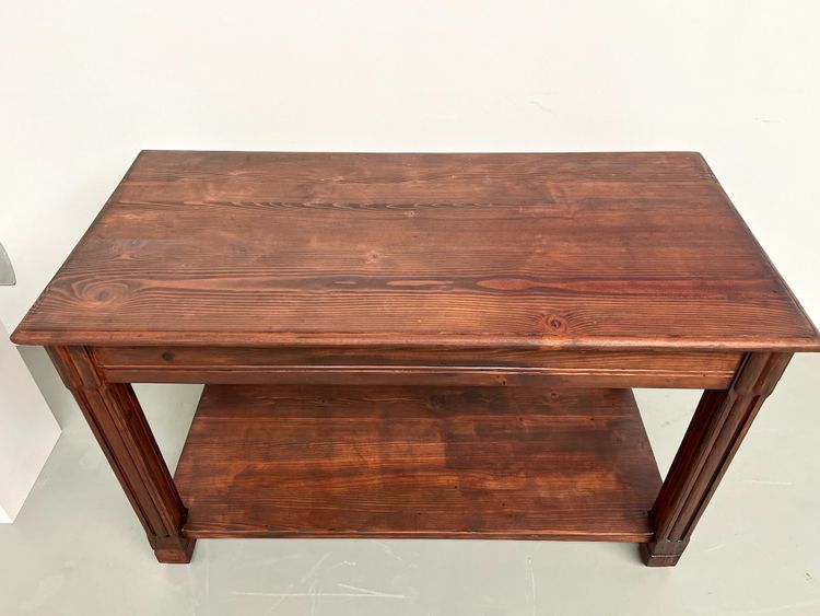 Piccolo tavolo da drappeggio in pino degli anni '50