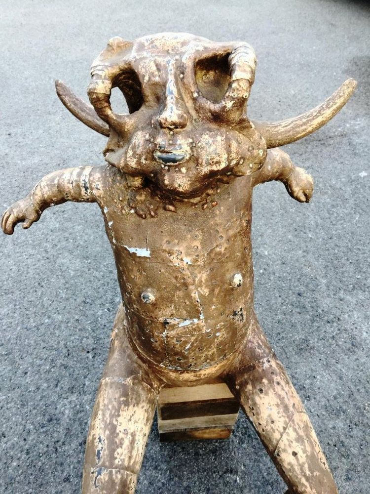 P. Gomez , " La Vache" Sculpture En Composition, Signée ,datée 1995