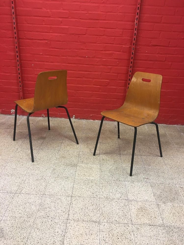Suite De 6 Chaises Empilables En Bois Thermoformé, Circa 1950