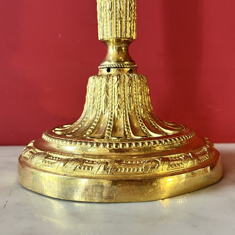 Pair of candlesticks with pearl friezes, Louis XVI period