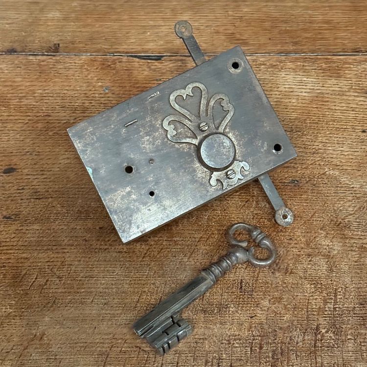 Cloverleaf lock and key 18th century ironwork