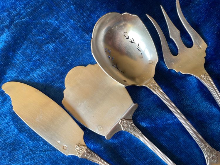 4 couverts à hors d'oeuvre