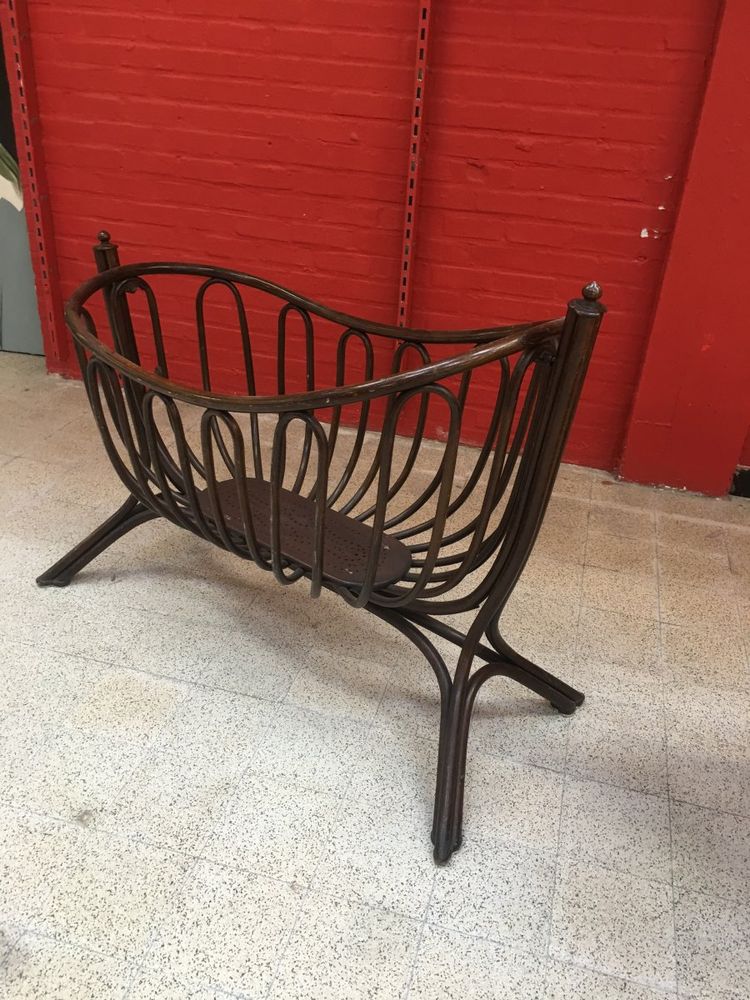 Große Jugendstil-Wiege aus gebogenem Holz, Thonet zugeschrieben, um 1900