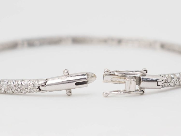 Bracciale River in oro bianco e diamanti 1,10 carati