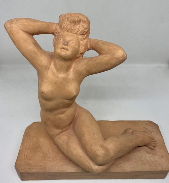Scultura in terracotta, donna nuda firmata Galle Paris