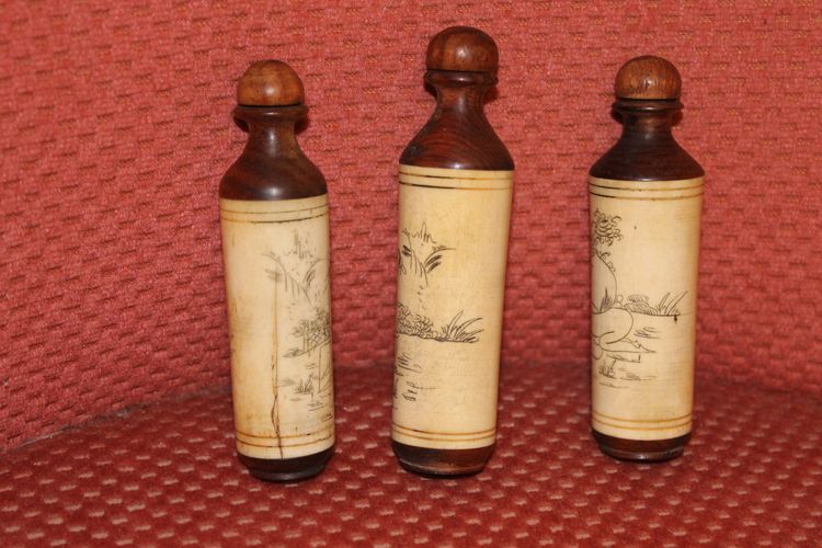 5 perfume bottles or snuffboxes with erotic bone decoration China 20th century period