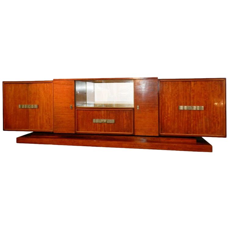 Decoene Freres, Very Large Art Deco Period Sideboard in Moire Mahogany Veneer, Circa 1930