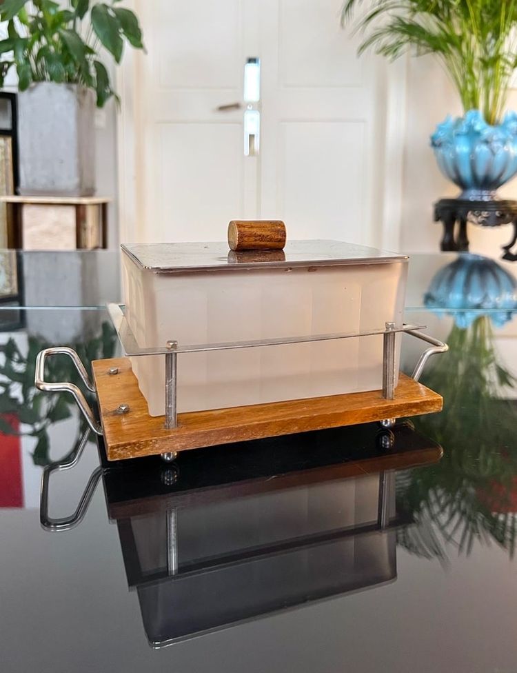 Biscottiera Art Déco - Biscottiera in vetro montata su vassoio