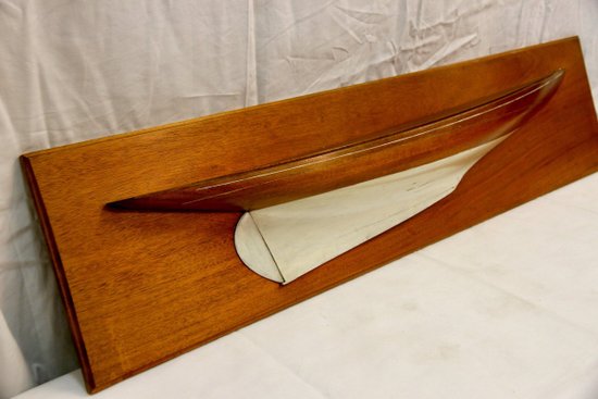 Demi-coque En Bois, XXe Siècle