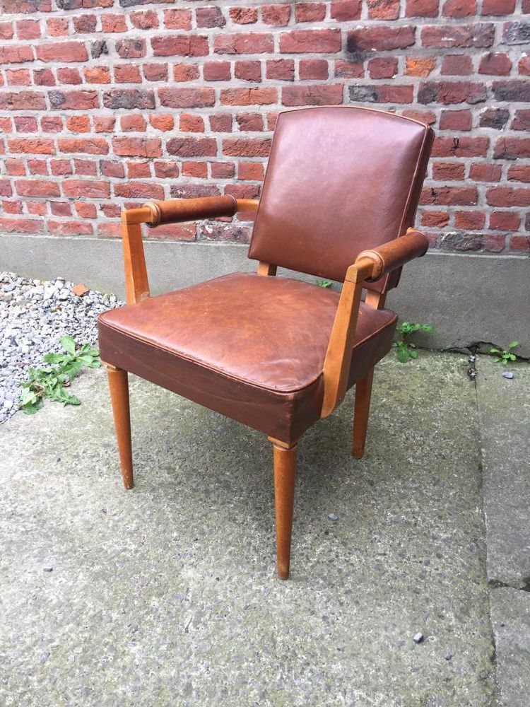 3 Fauteuils Bridges Recouvert De Cuir, Epoque Art Deco, Circa 1940