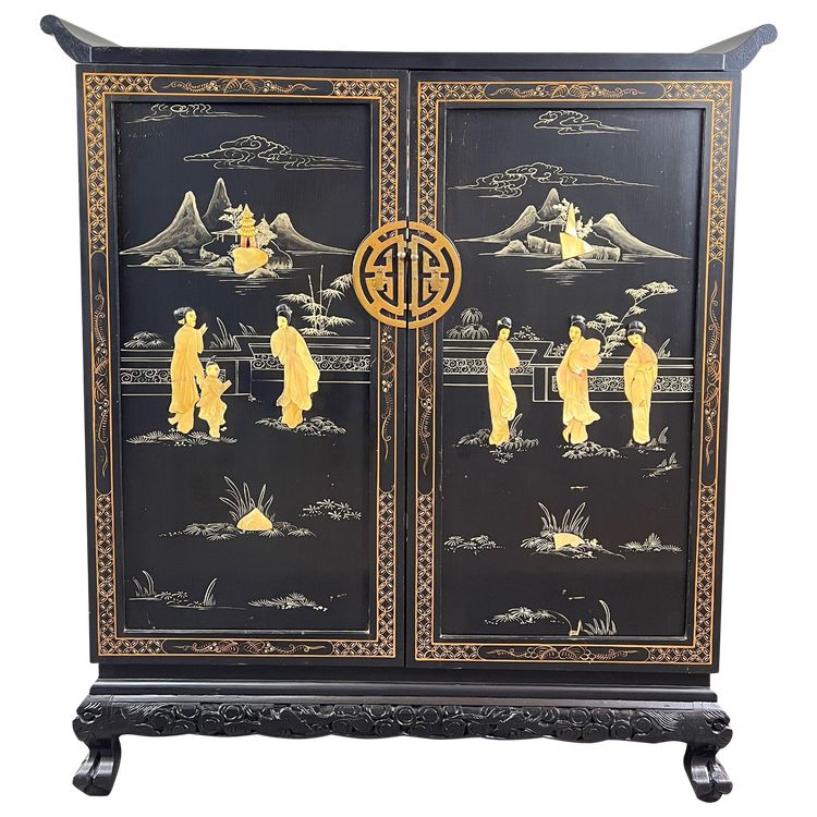 Meuble Bar Asiatique En Bois Laqué Noir Et Doré , XXe Siècle