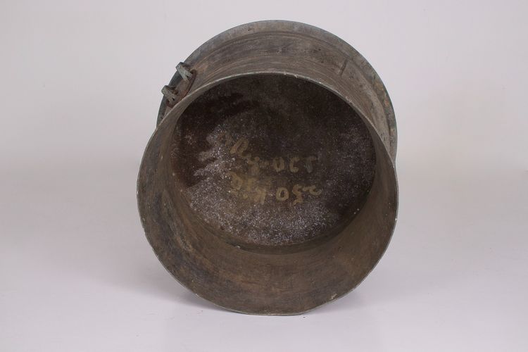 Bronze rain drum