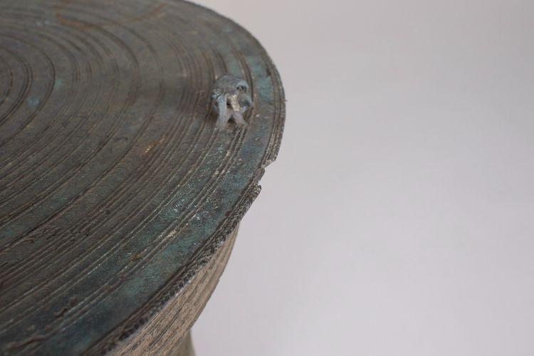 Bronze rain drum