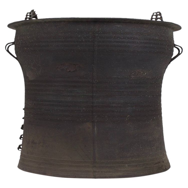 Tambour de pluie en bronze