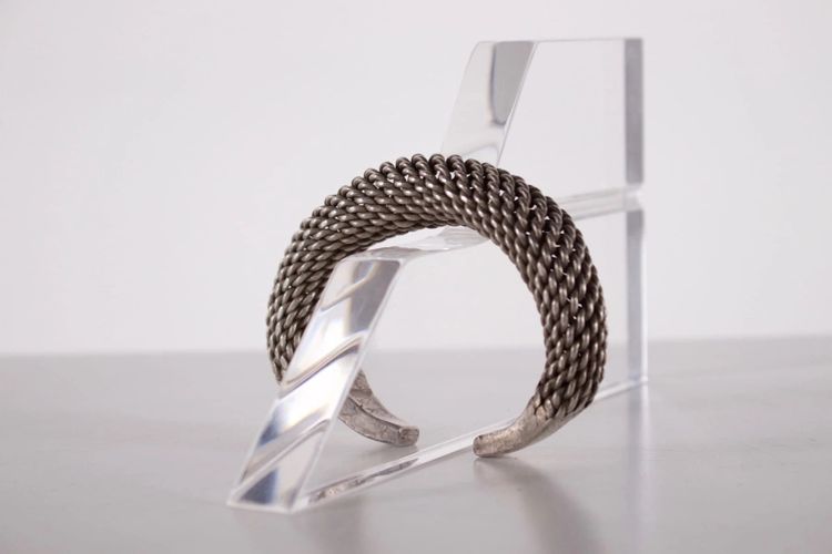 Bracciale Torque Akha, Popolo delle colline, Triangolo d'oro