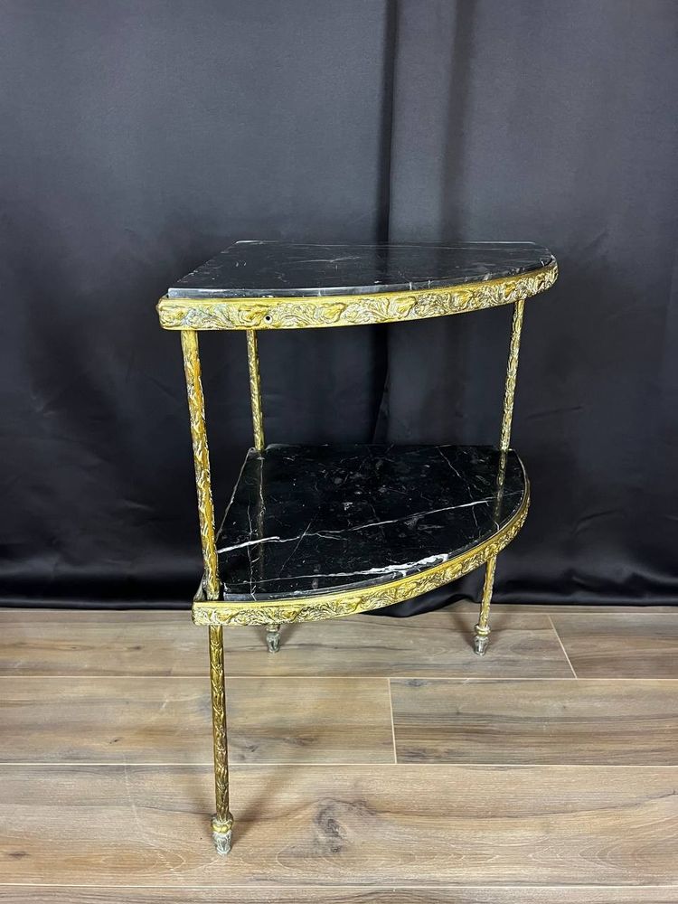 Tavolo d'angolo in marmo nero e struttura in bronzo