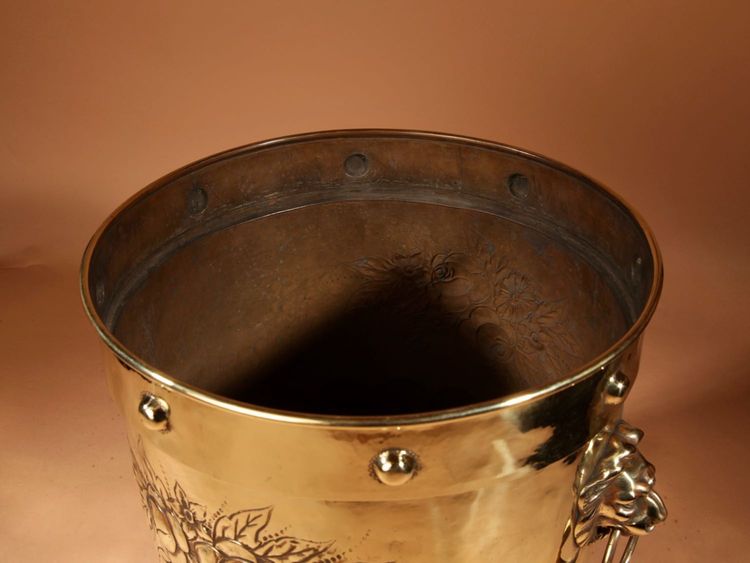  Large brass planter / log bin / peat bin from Dinanderie.