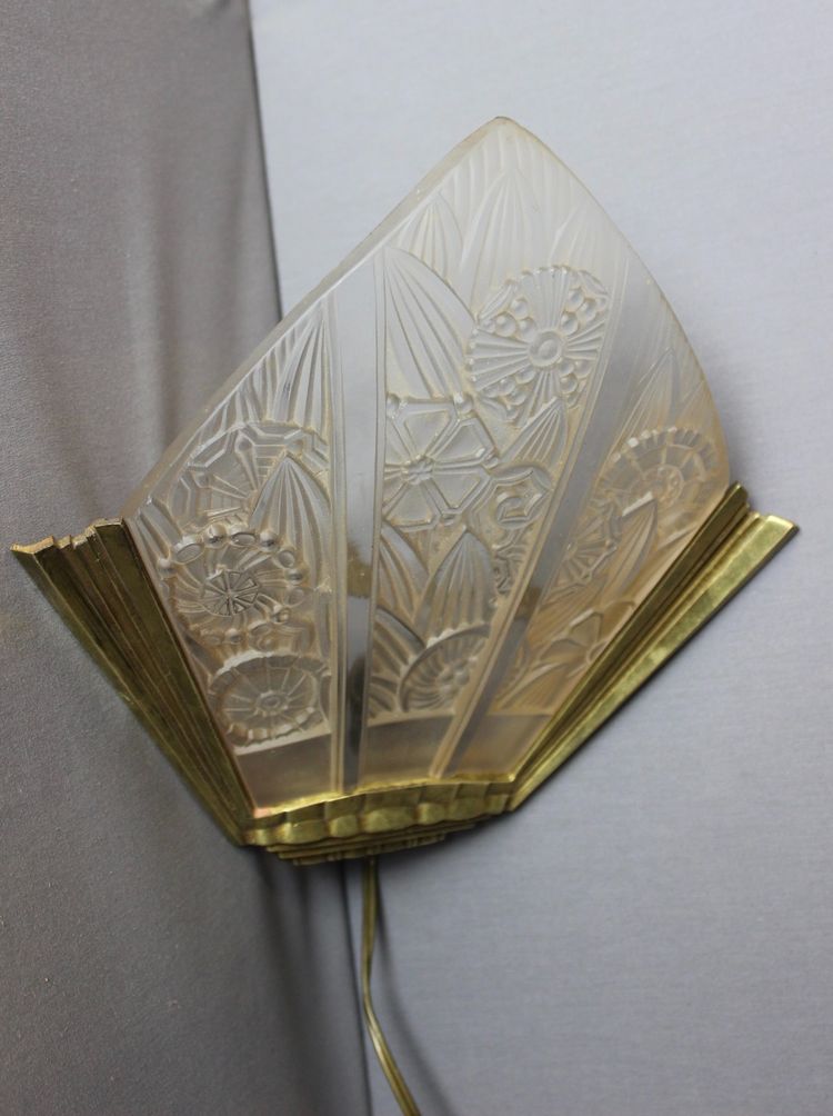 Coppia di appliques angolari Art Déco di Hettier Et Vincent