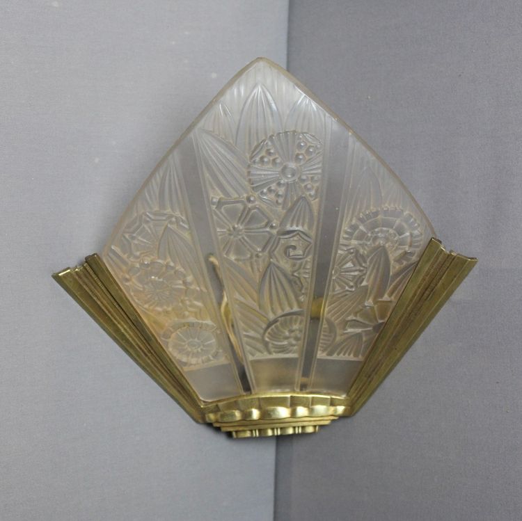 Coppia di appliques angolari Art Déco di Hettier Et Vincent