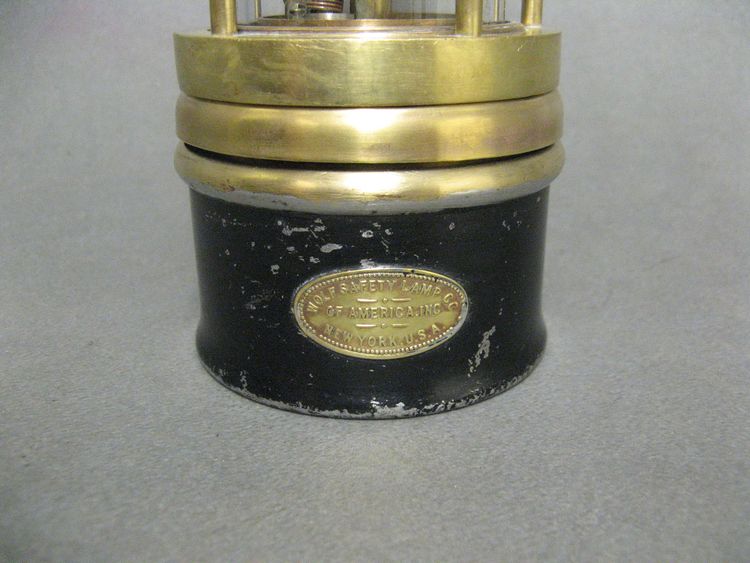 Wolf Safety Lamp Of America.