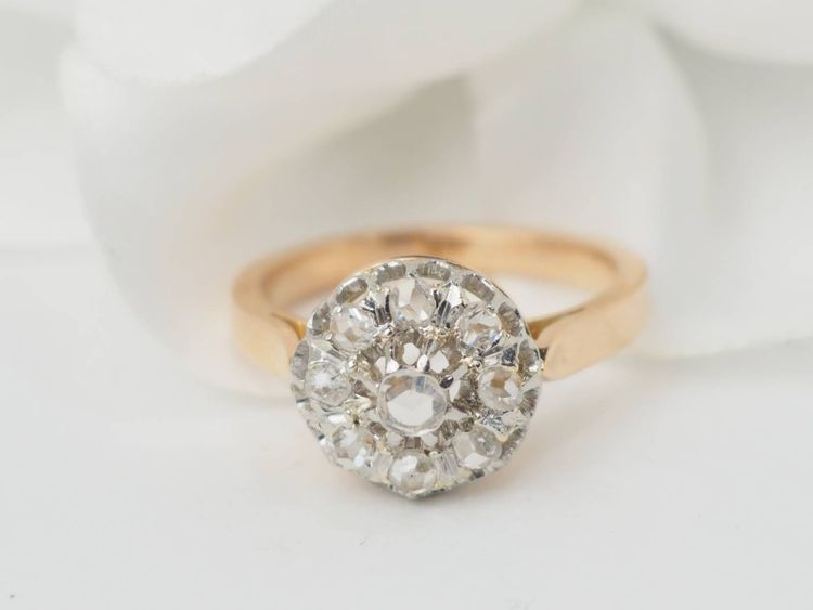 Anello antico in oro rosa, platino e diamanti