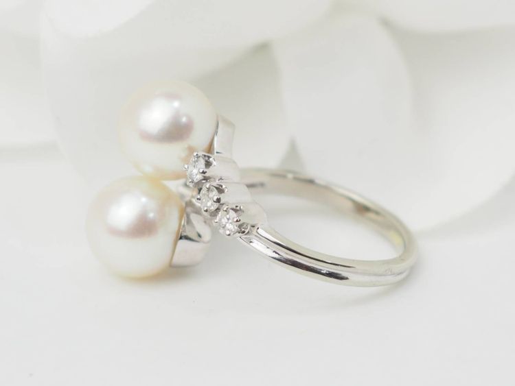 Ring Toi et Moi aus Weißgold, Zuchtperlen und Diamanten