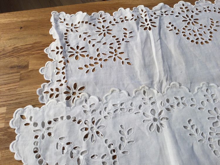 Tea tablecloth