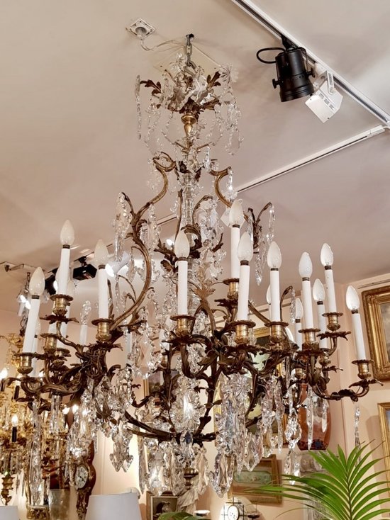 Lustre En Bronze Doré Et Cristal Taillé, Milieu XIXe Siècle