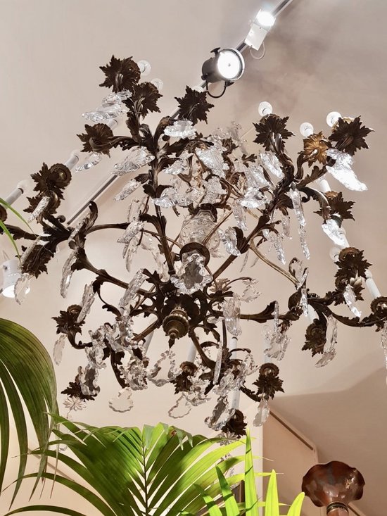 Lustre En Bronze Doré Et Cristal Taillé, Milieu XIXe Siècle