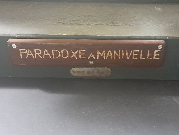 Claude Dubrana 1942-2024 "paradosso a manovella".