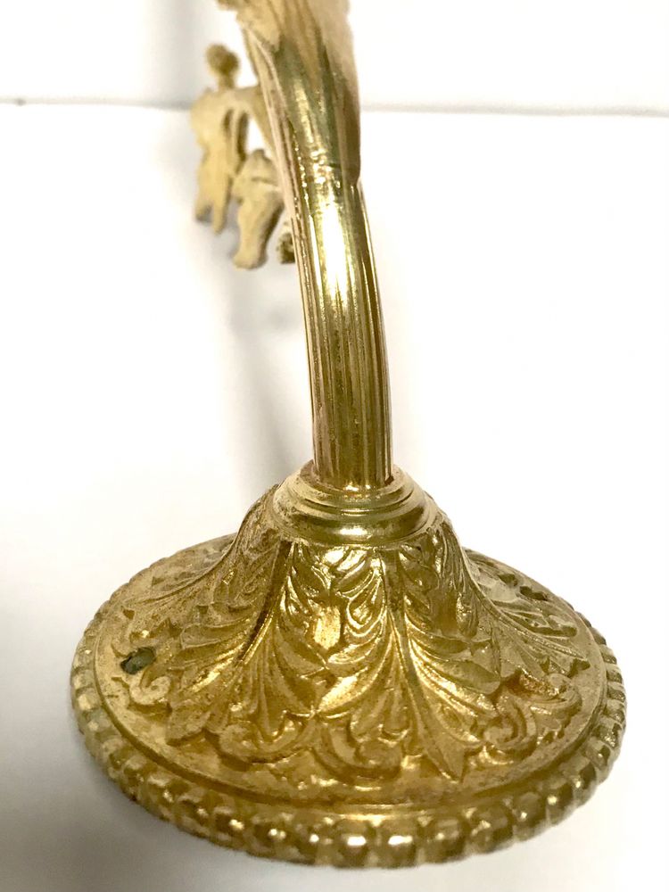 Applique murale en bronze doré Art-nouveau abat-jour en pâte de verre  signé Muller Frères 