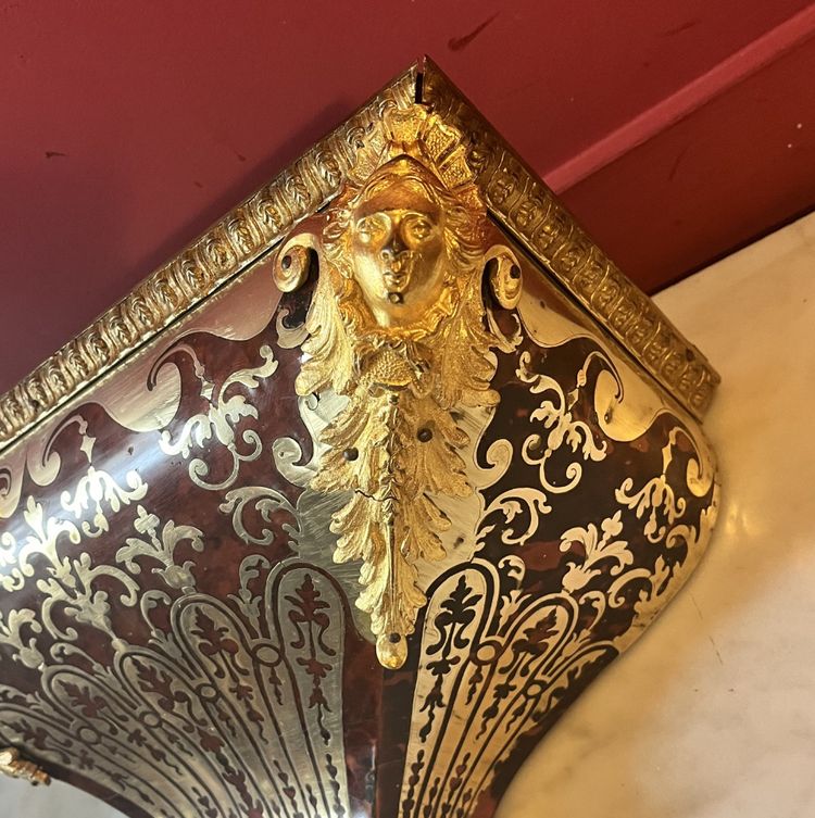 Cul de lampe Regency period