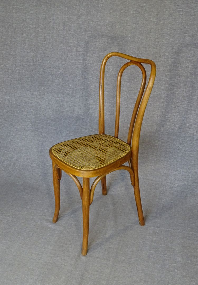 Set of 4 Bistrot 3/4 chairs from 1910 with cane seats Thonet / Kohn