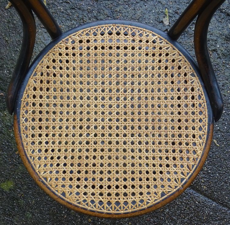 Set of 4 Bistrot 1/2 chairs from 1910 with cane seats Thonet / Horgen