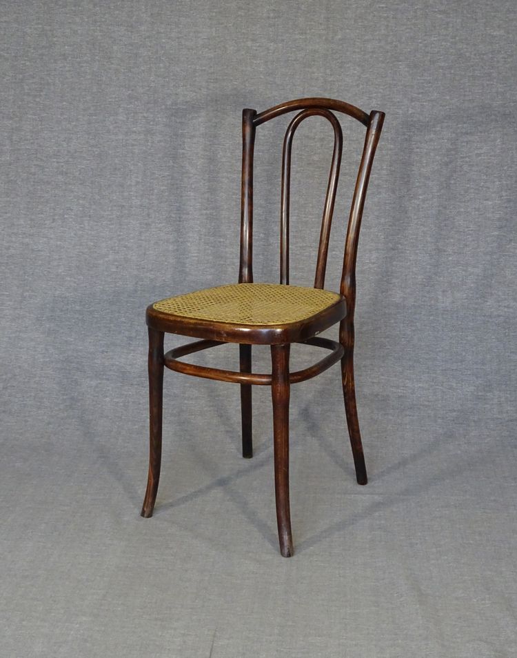 Set of 4 Bistrot 1/2 chairs from 1910 with cane seats Thonet / Horgen