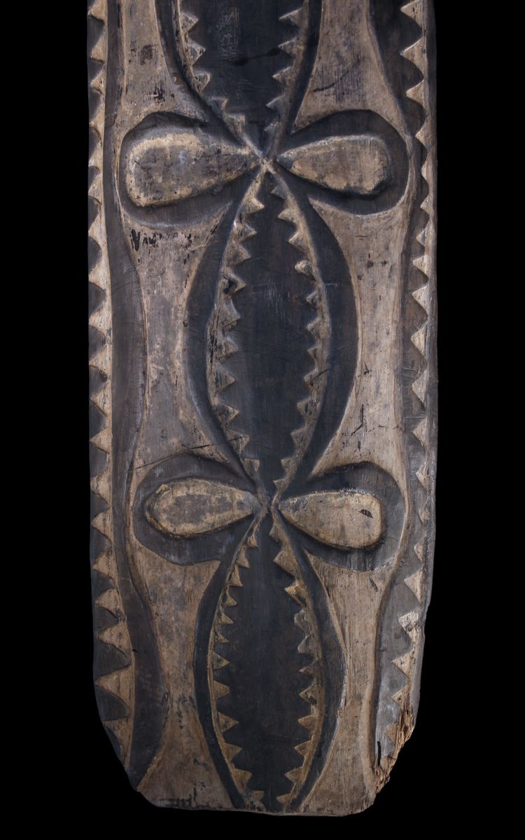 Votive board, tribal art, oceanic art, Papua New Guinea, Oceania, sculpture