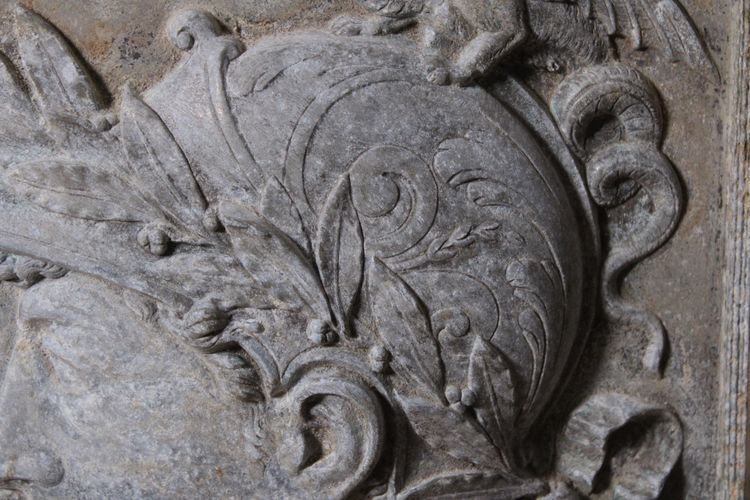 Rilievo in metallo, busto del guerriero Scipione, XX secolo